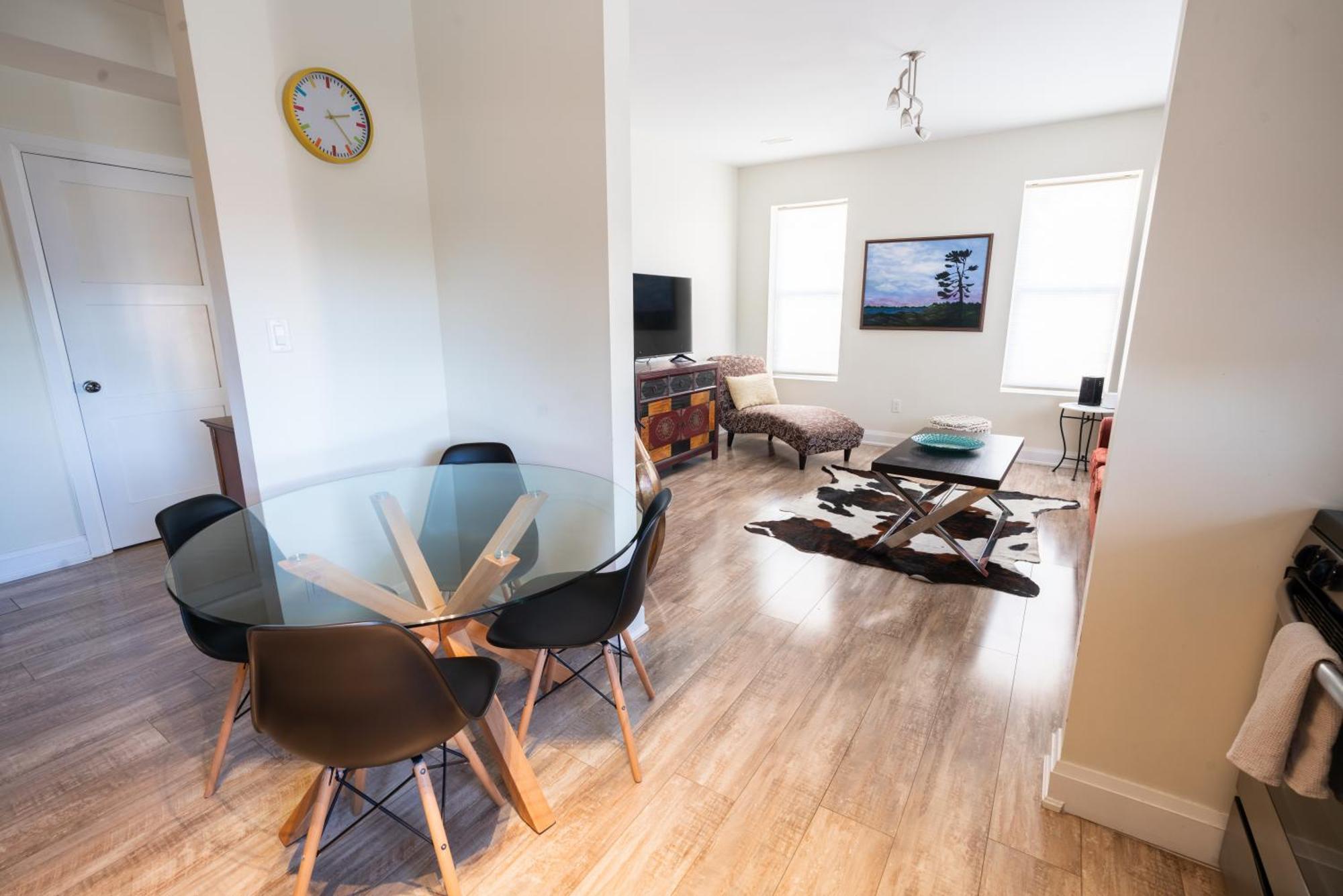 Spacious 3 Bedroom Apartment In Heart Of Niagara Thorold Exterior photo